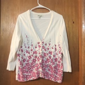 XL floral 3/4 sleeve cream button v-neck sweater / cardigan